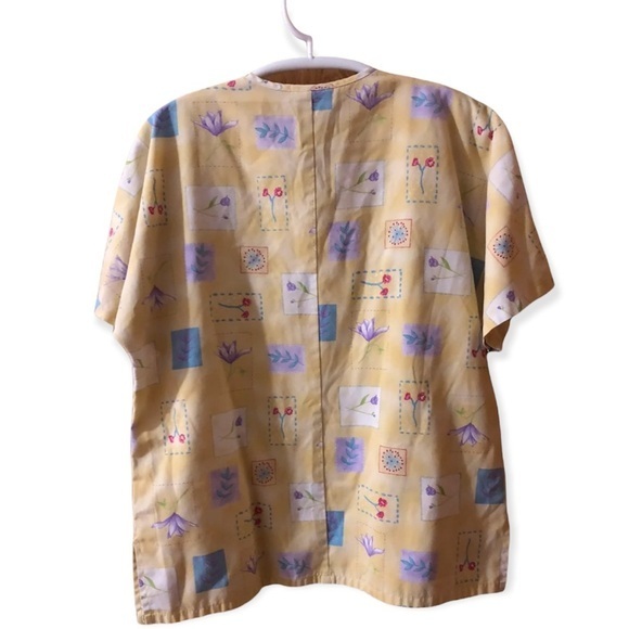 Cherokee Scrub top Size M Women’s - Picture 2 of 7